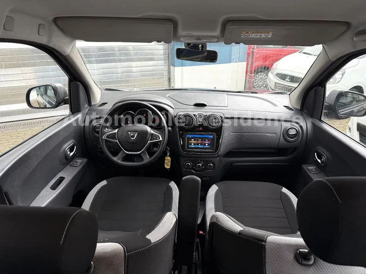 Dacia Lodgy