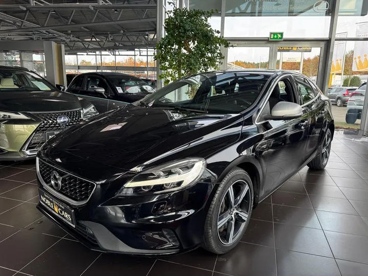 Volvo V40