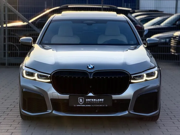 BMW 730