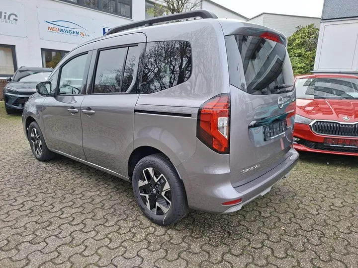 Nissan Townstar