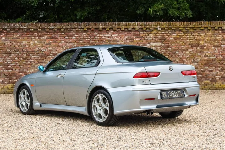 Alfa Romeo 156