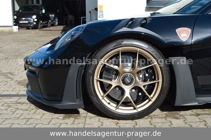 Porsche 992