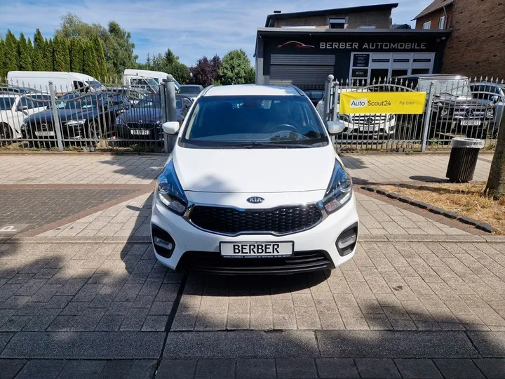 Kia Carens