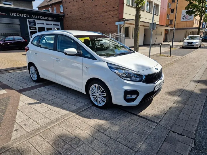Kia Carens