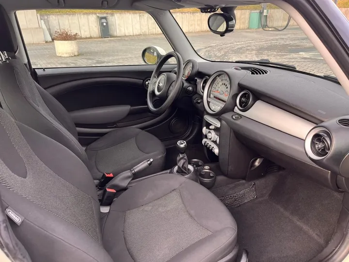 MINI ONE