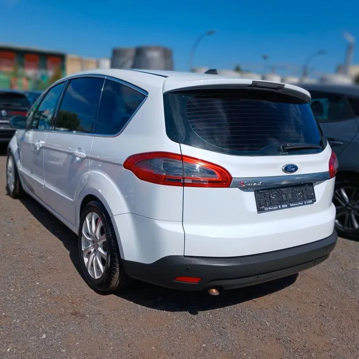 Ford S-Max