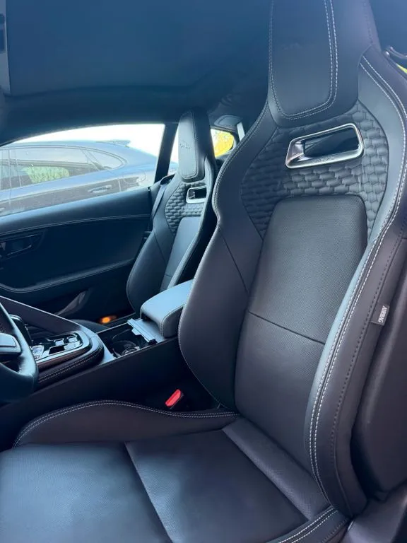 Jaguar F-Type