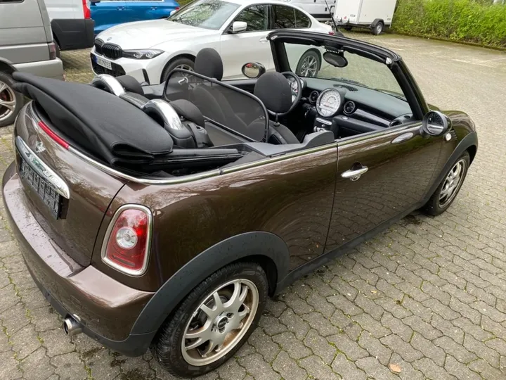 MINI Cooper Cabrio