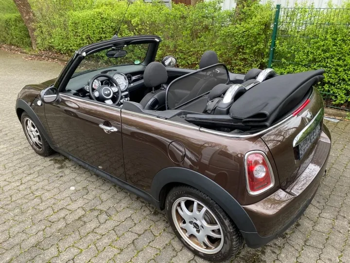 MINI Cooper Cabrio