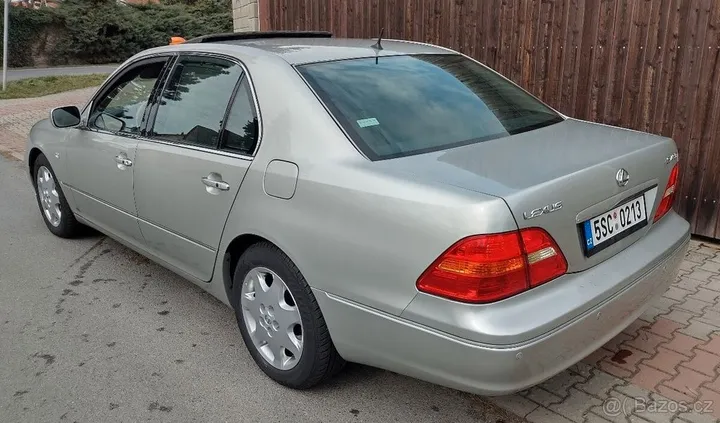 Lexus LS 430