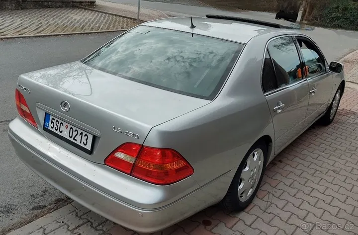 Lexus LS 430