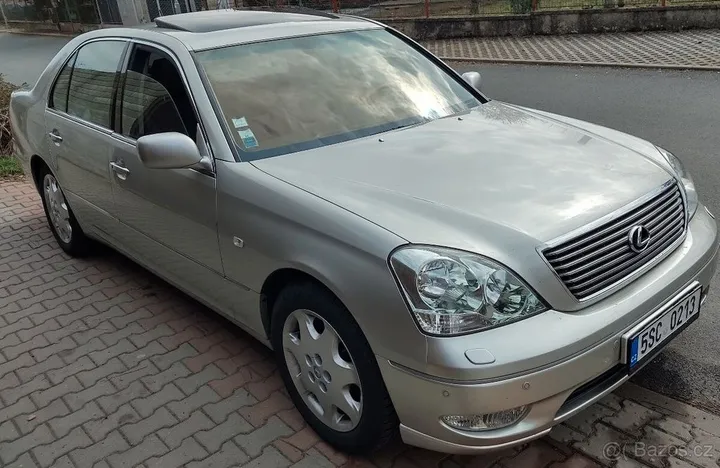 Lexus LS 430