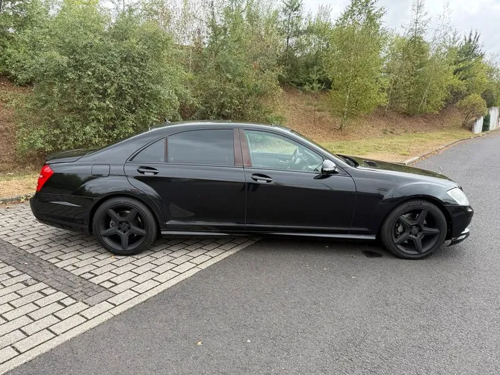 Mercedes-Benz S 500