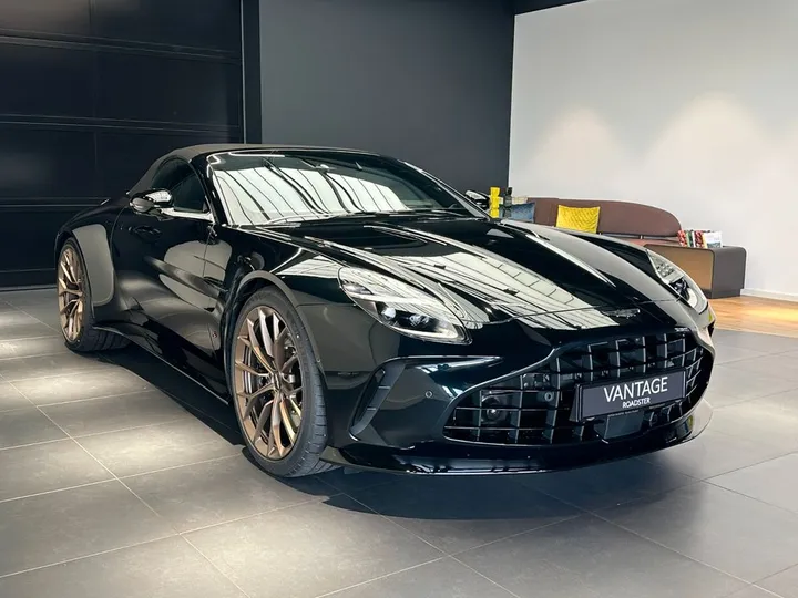 Aston Martin V8 Vantage