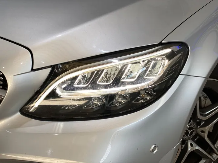 Mercedes-Benz C 220