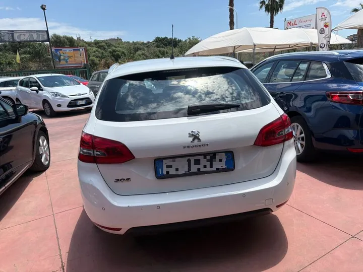 Peugeot 308