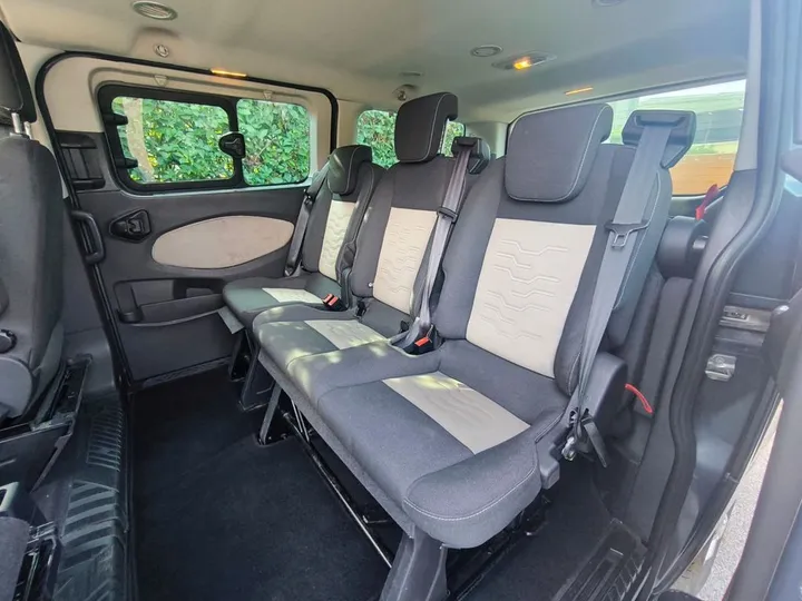 Ford Tourneo Custom