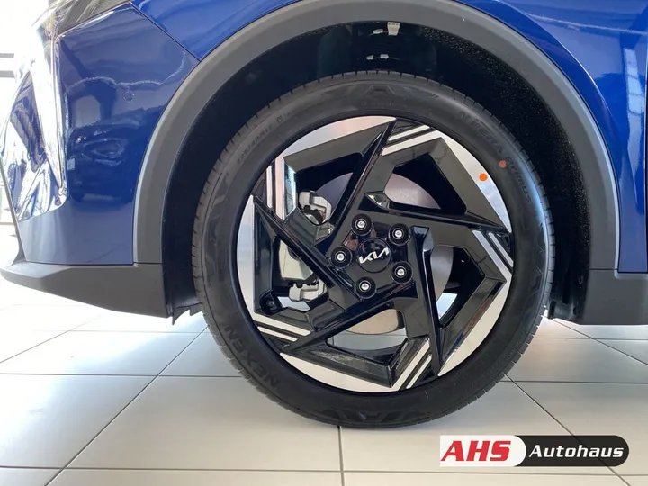 Kia K4