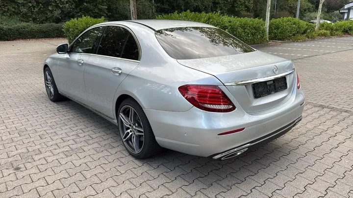 Mercedes-Benz E 350