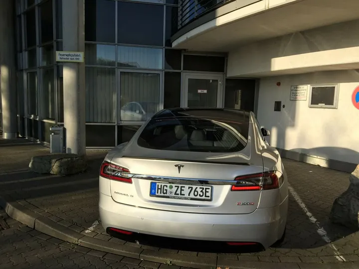 Tesla Model S