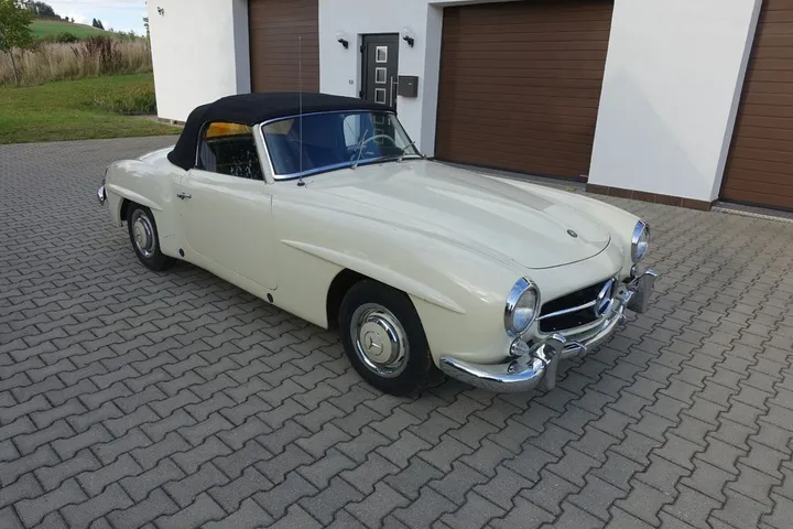 Mercedes-Benz 190