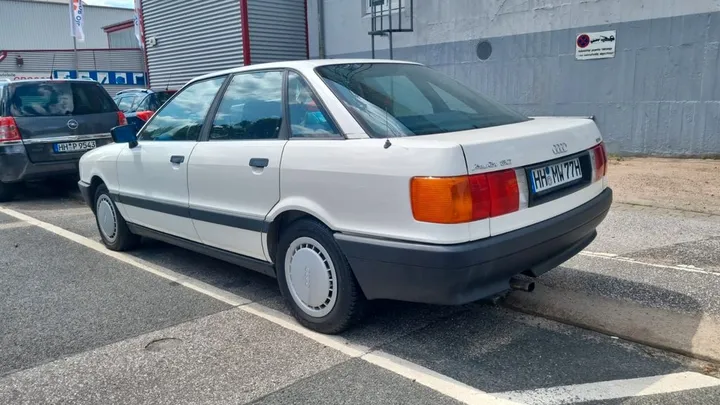 Audi 80
