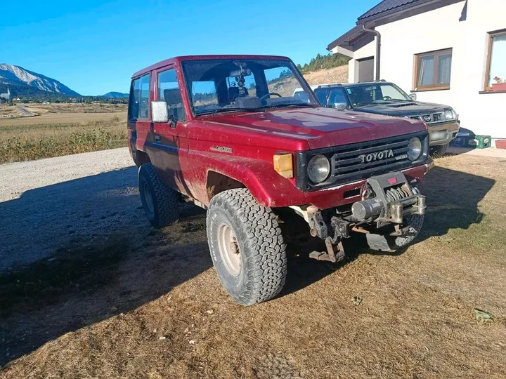 Toyota Land Cruiser