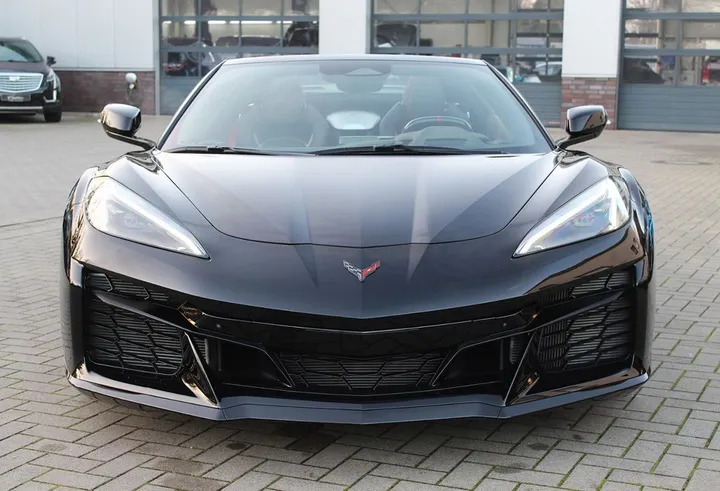 Corvette C8