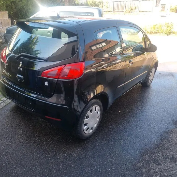 Mitsubishi Colt