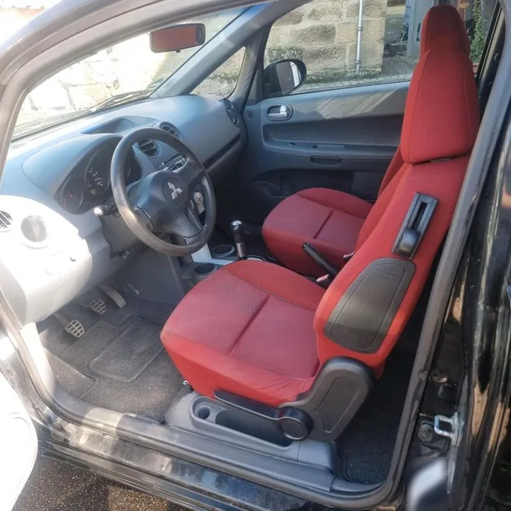 Mitsubishi Colt
