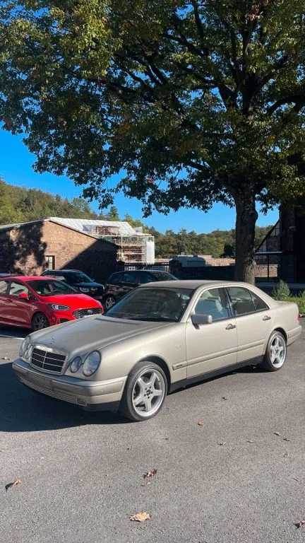 Mercedes-Benz CE 280
