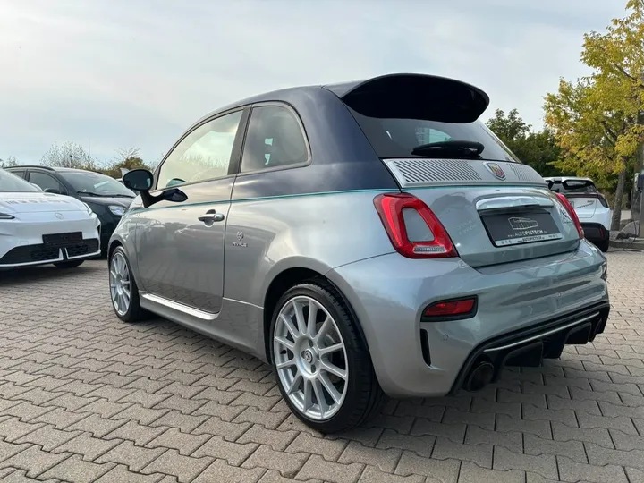 Abarth 695