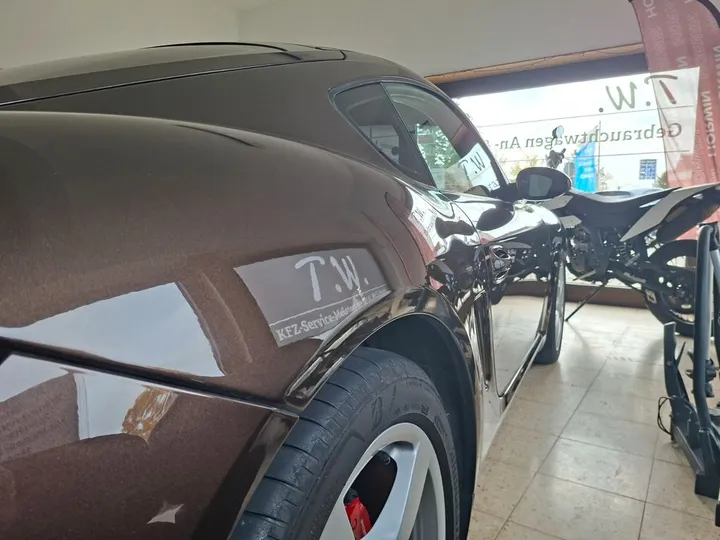 Porsche Cayman
