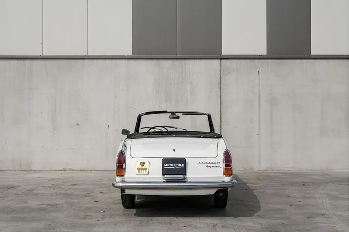 Peugeot 404