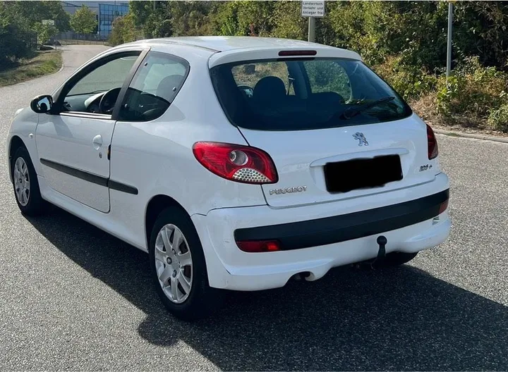 Peugeot 206