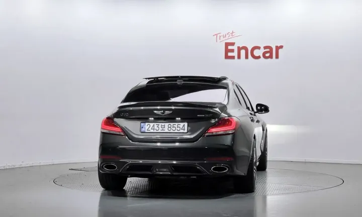 Genesis G70