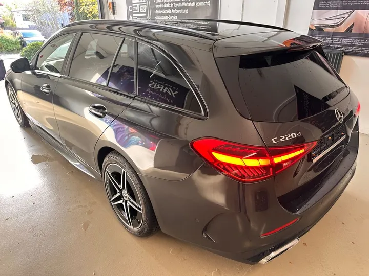 Mercedes-Benz C 220