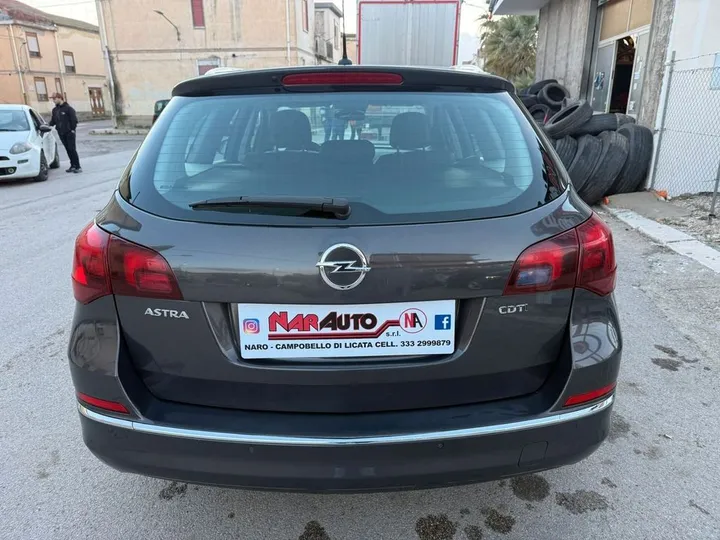 Opel Astra