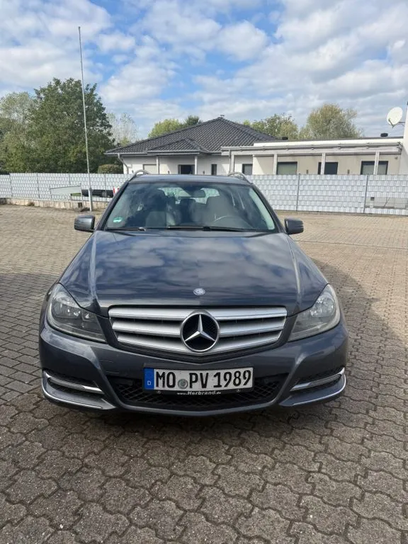 Mercedes-Benz C 200