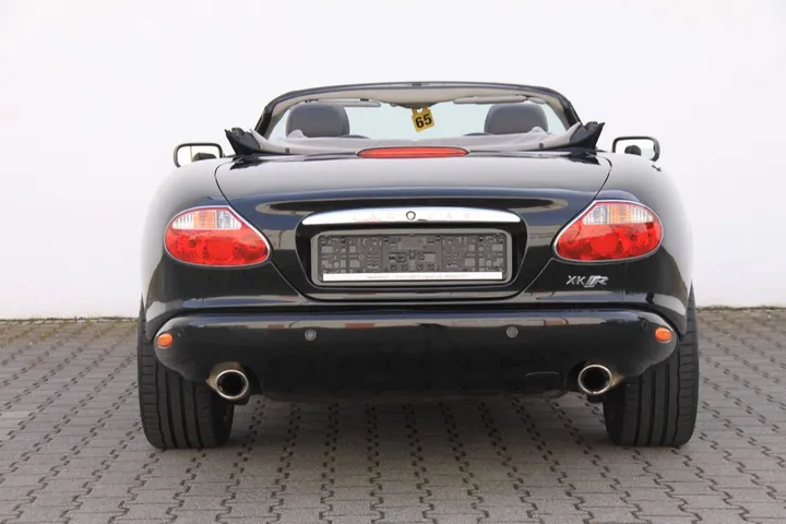 Jaguar XKR