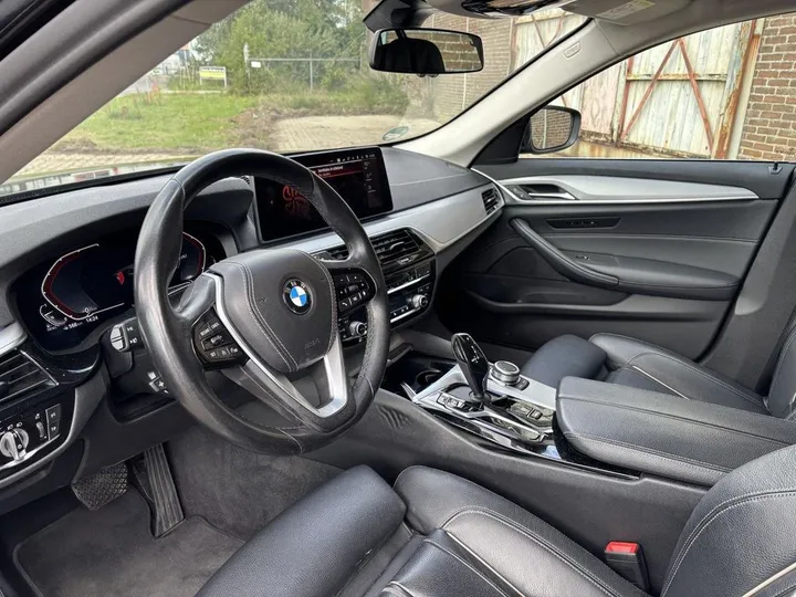 BMW 530