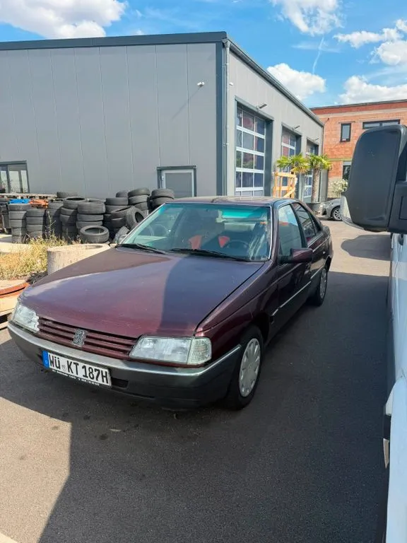 Peugeot 405