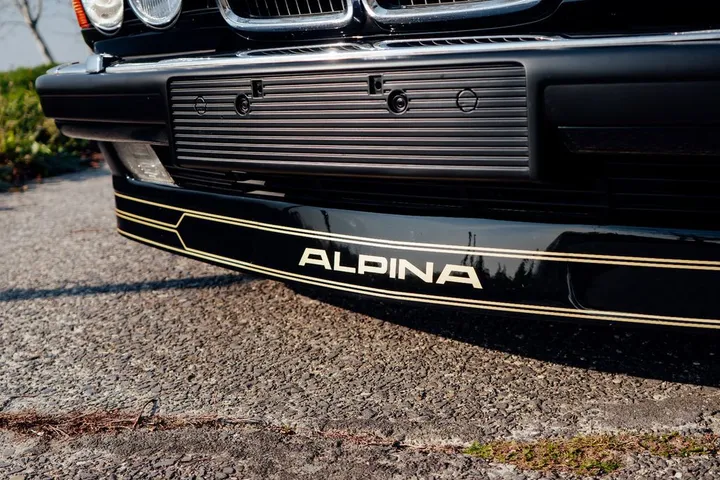 ALPINA B12