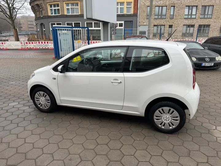 Volkswagen up!