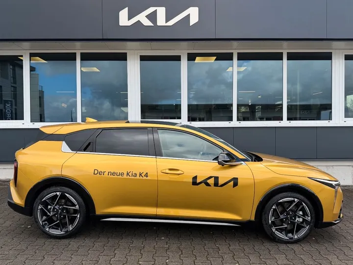 Kia K4