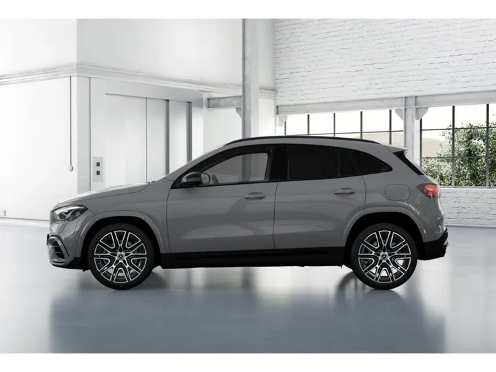 Mercedes-Benz GLA 220