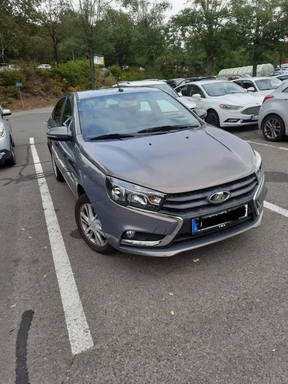 Lada Vesta