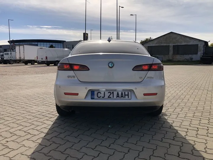 Alfa Romeo 159