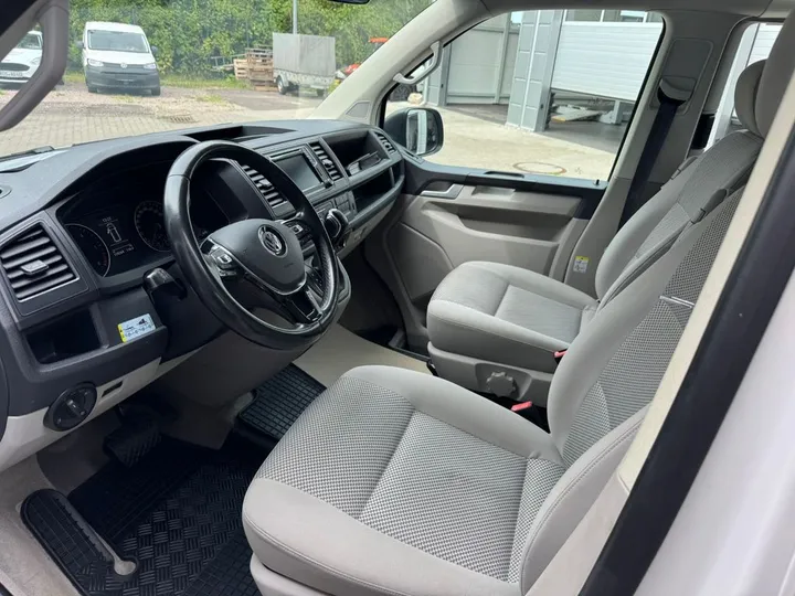 Volkswagen T6 California