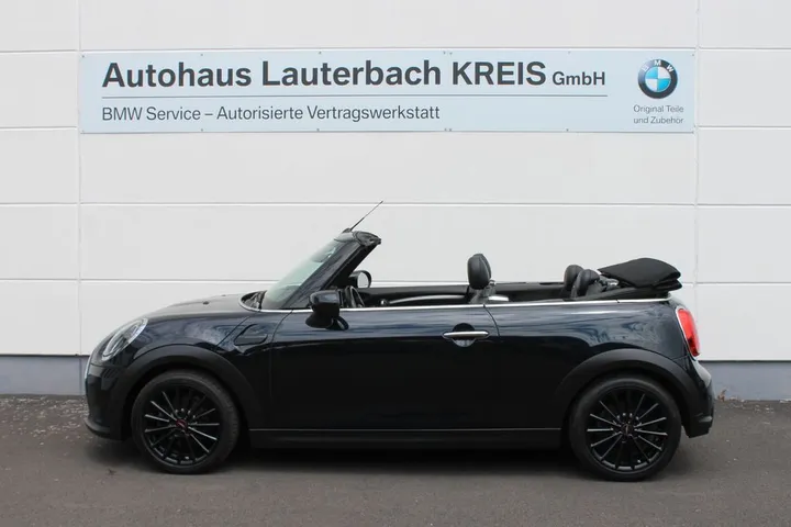 MINI Cooper Cabrio